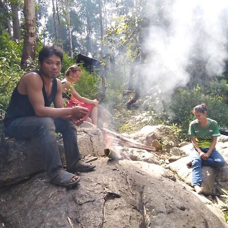 Bee Bee'S Chalets Home Stay And Trekking Banlung Exterior photo